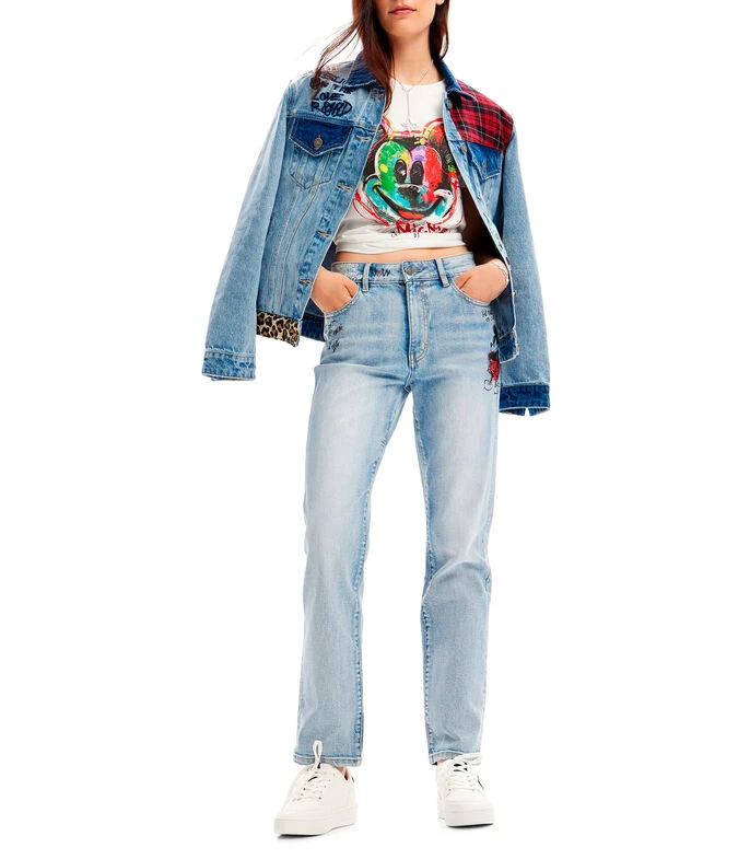 Desigual Jeans Estilo Vaquero Rectos Con Mickey Mouse Mujer 3 Desigual Jeans Estilo Vaquero Rectos Con Mickey Mouse Mujer - Imagen 3